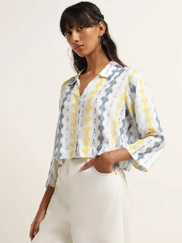 Bombay Paisley White Printed Crop Shirt Modern Fit Short Sleeve