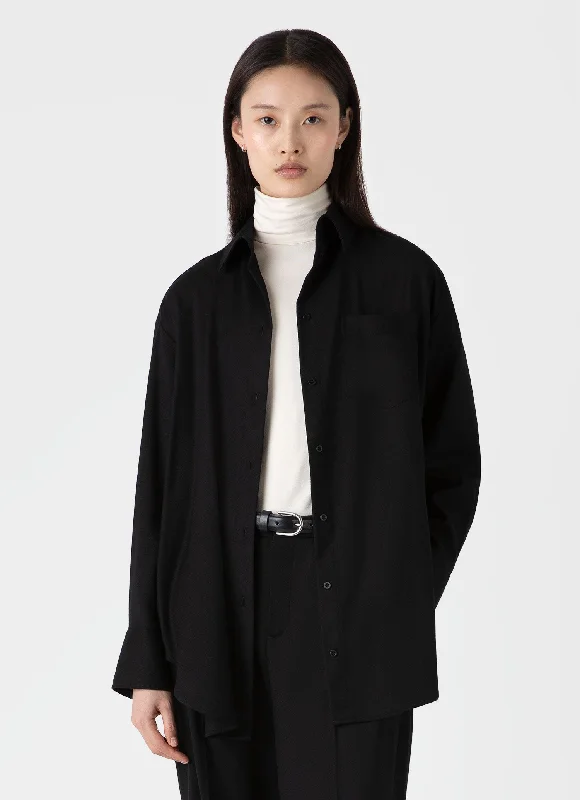 Women's Oversized Wool Flannel Shirt in Black Fashionable Rounded Short Shirt