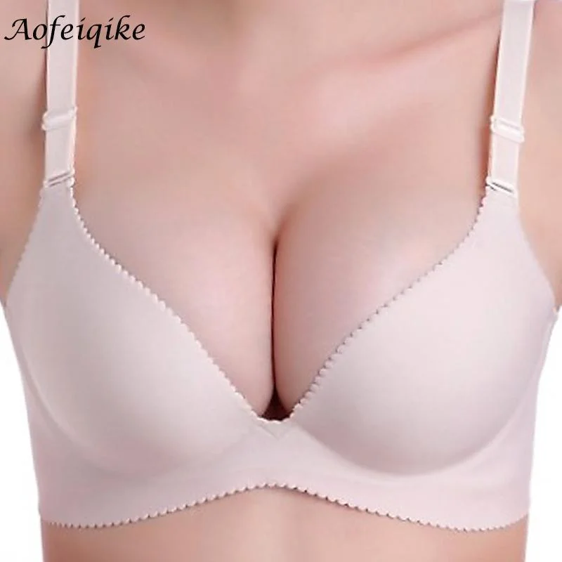 New Fashion Lady Solid Bras Women Push Up Bra Deep V Sexy Brassiere Seamless Wire Free Bras 2017 Soft Cup Bralette