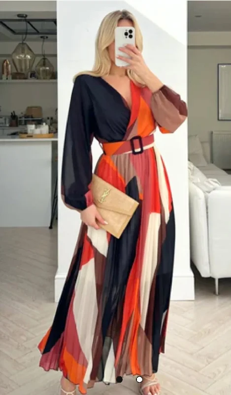 MULTI PATTERNED PLEATED LONG SLEEVE MAXI DRESS -Black Stylish Off-Shoulder Maxi Dress