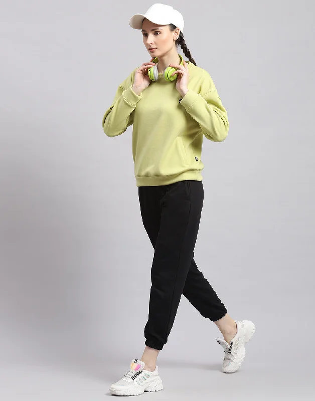 Women Green Solid Round Neck Full Sleeve Sweatshirt Hoodie with Oversized Fit Loose Comfortable