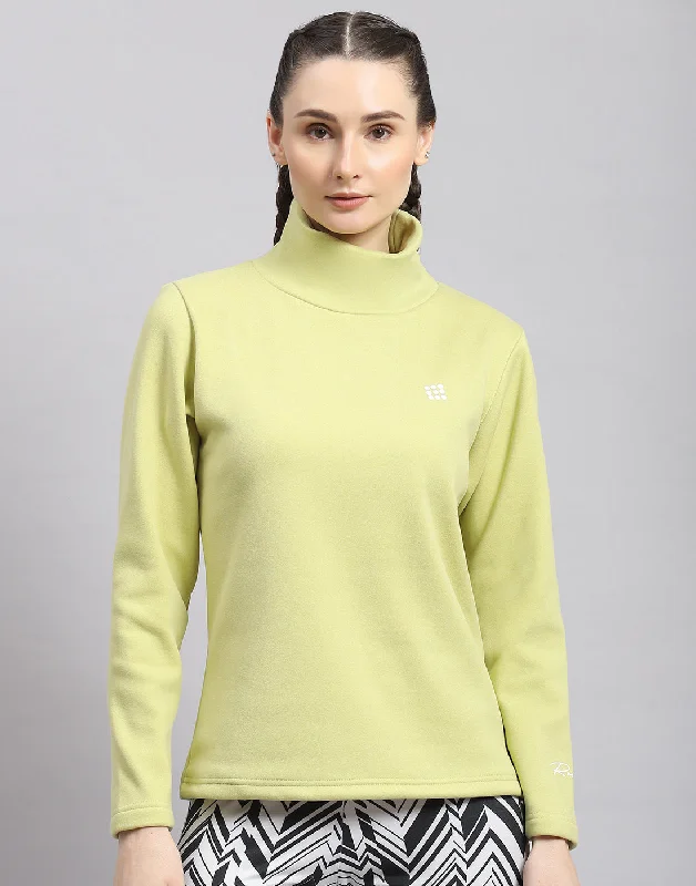 Women Green Solid T Neck Full Sleeve Sweatshirt Hoodie with Button Classic Timeless