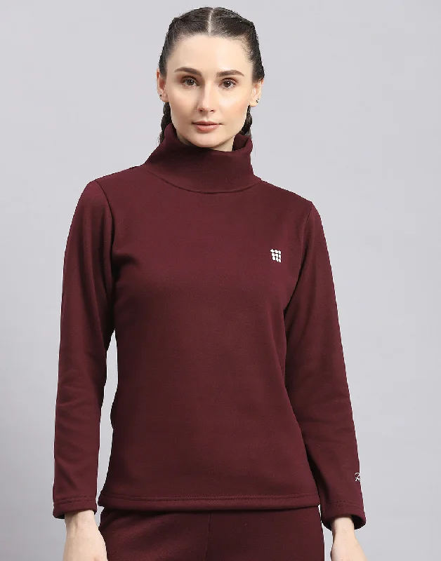 Women Maroon Solid T Neck Full Sleeve Sweatshirt Hoodie with Gradient Ombre Colorful