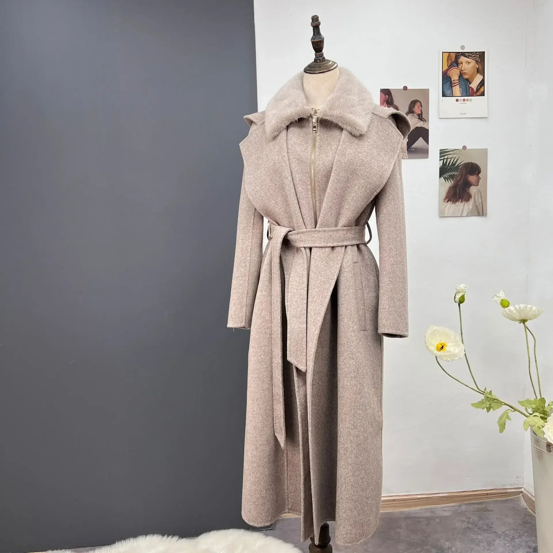 Winter Women Jacket Real Natural Mink Fur Collar Hooded Coat 90% Wool Blends 10% Cashmere Belt Warm Streetwear Fleece Jacket Down Jacket Parka Winter Women Jacket Real Natural Mink Fur Collar Hooded Coat 90% Wool Blends 10% Cashmere Belt Warm Streetwear Fleece Jacket Down Jacket Parka