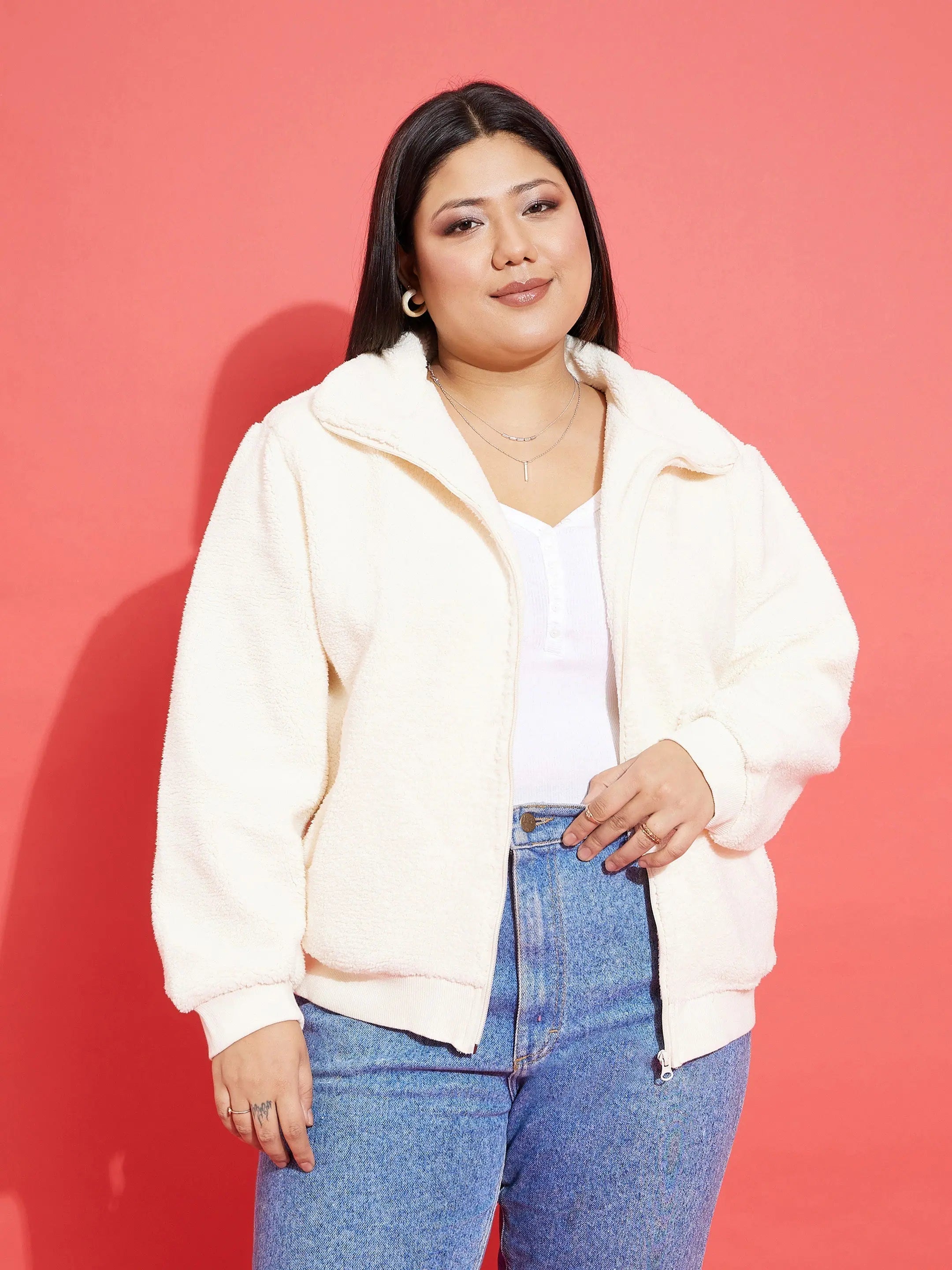 Women Solid Standard White High Neck Full Sleeve Jacket Stand-Up Collar Roll-Neck Collar Turtle Neck Women Solid Standard White High Neck Full Sleeve Jacket Stand-Up Collar Roll-Neck Collar Turtle Neck