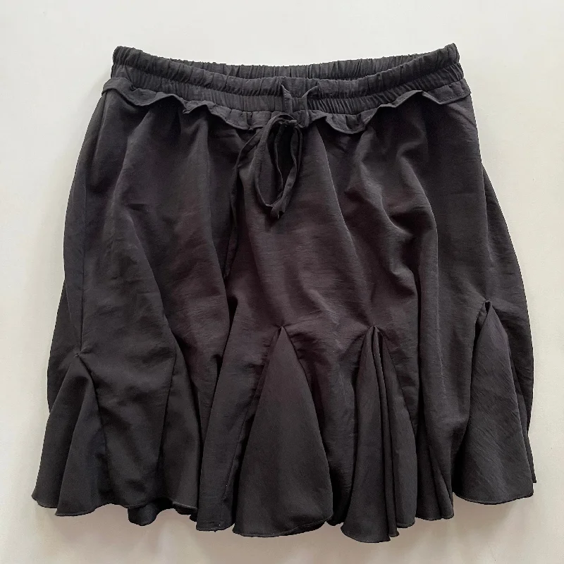 Skort By Jodifl In Black, Size: S cashmere skirt fine